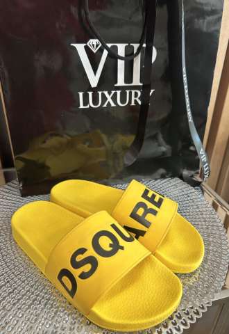 https://vipluxury.sk/Dsquared šľapky