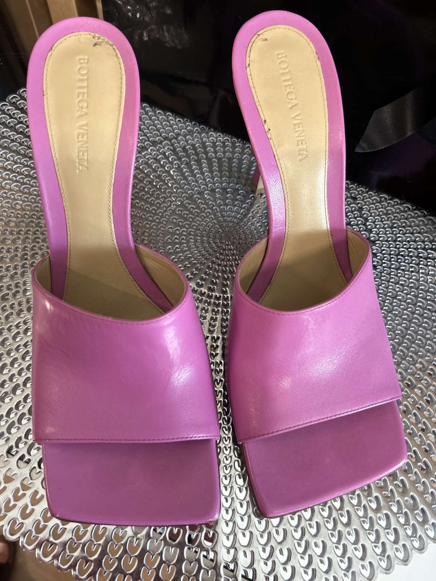 Bottega Veneta šľapky