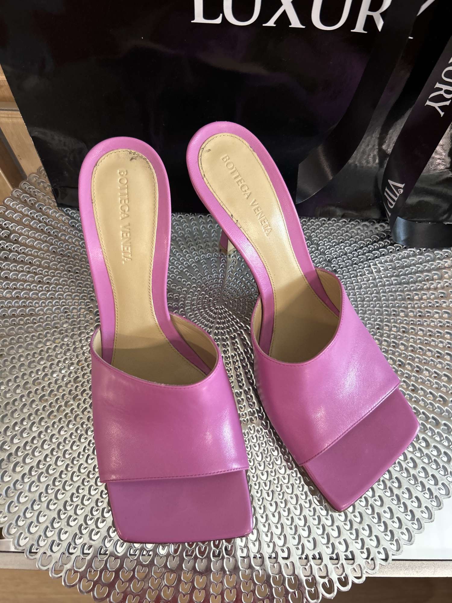 Bottega Veneta šľapky