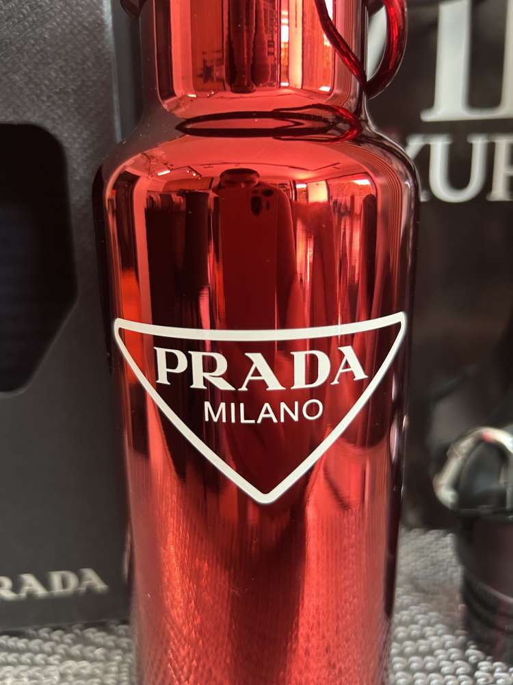 Prada termoska