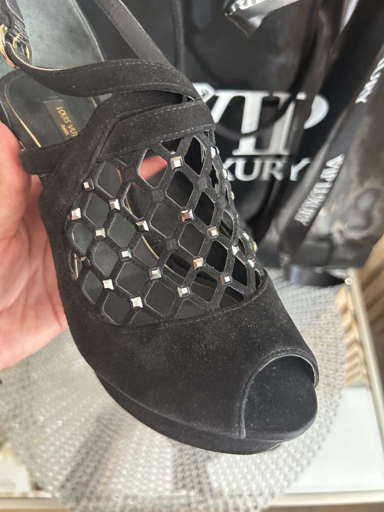 Louis Vuitton sandále