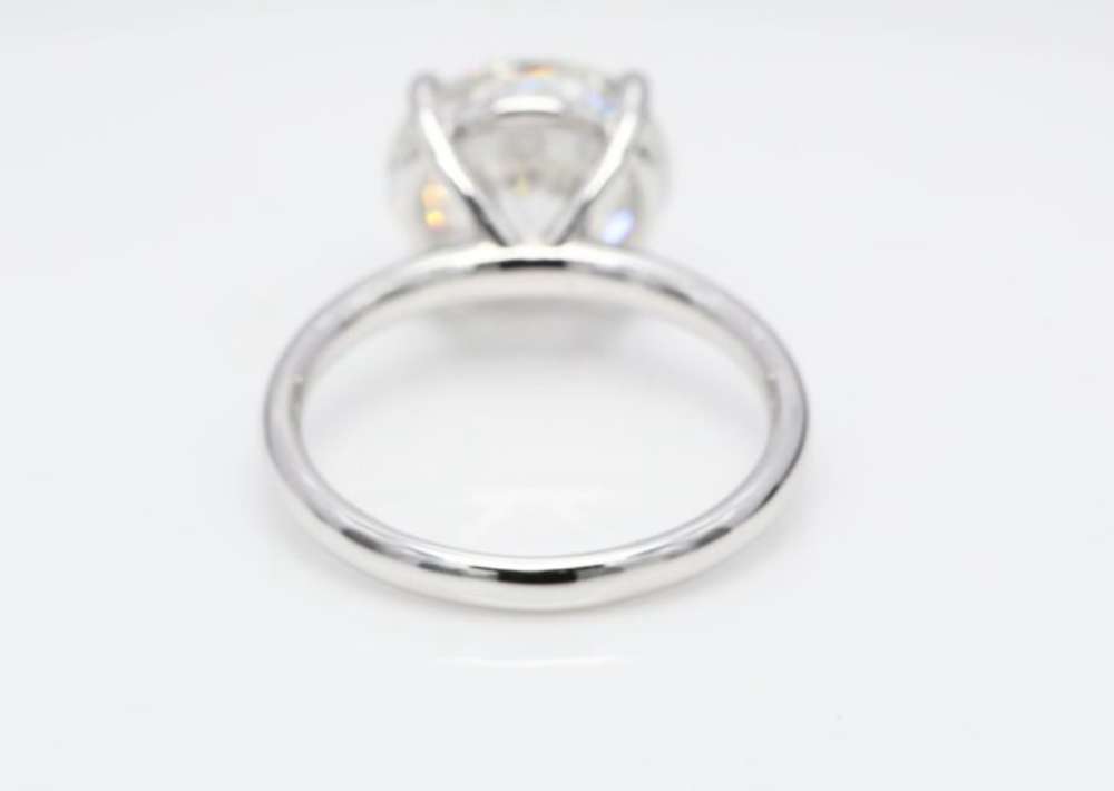 Prsteň s laboratórnym briliantom 5 karát