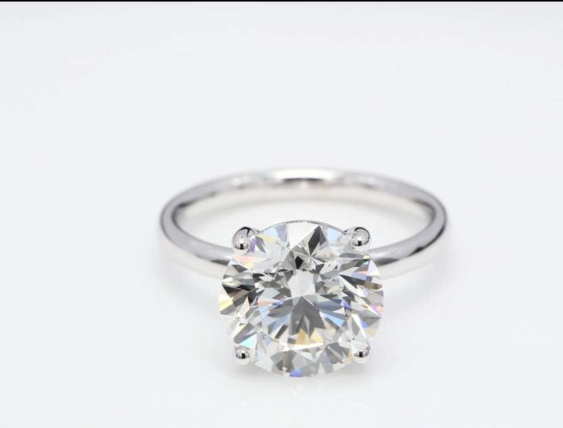 Prsteň s laboratórnym briliantom 5 karát