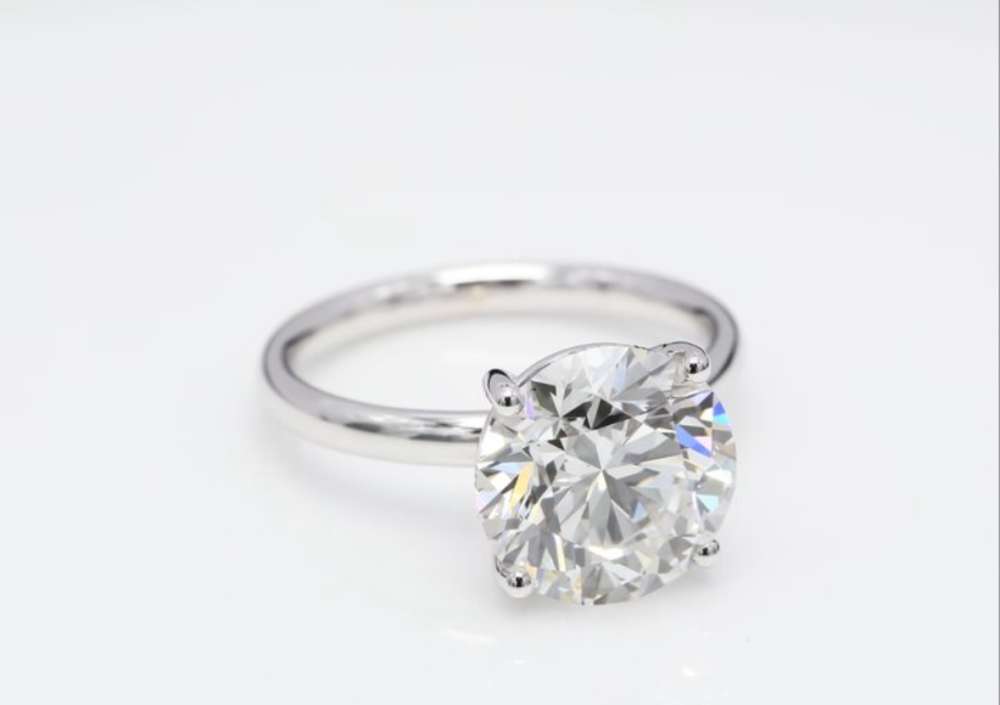 Prsteň s laboratórnym briliantom 5 karát