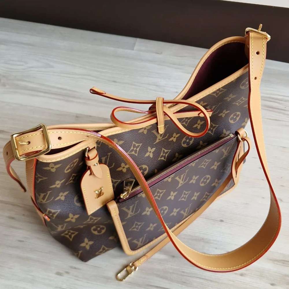 Louis Vuitton Carry All