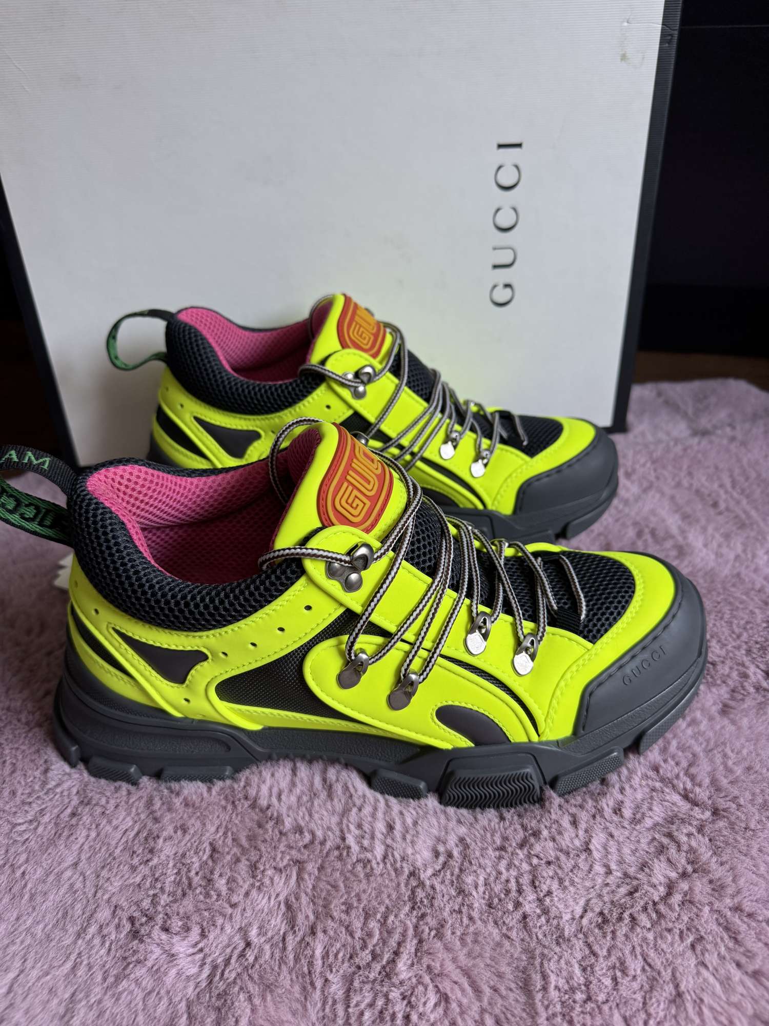 Gucci Flashtrek