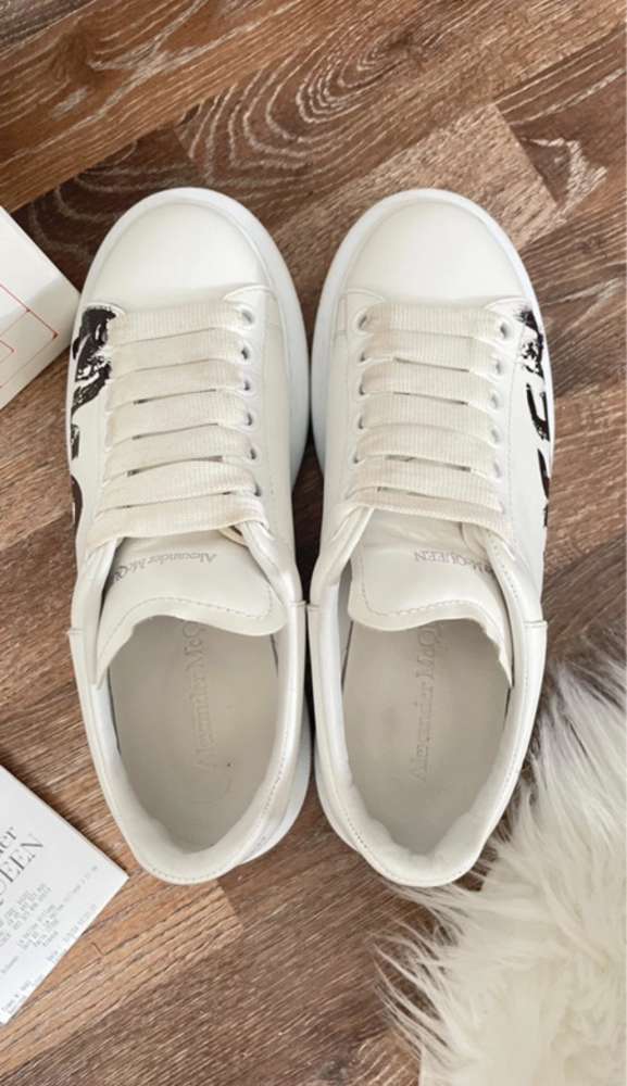 Alexander McQueen oversized