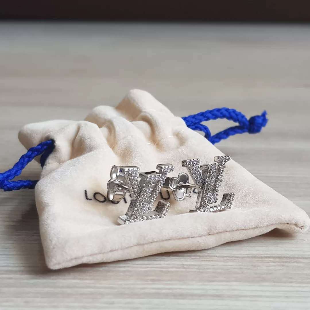 Louis Vuitton Nausnice