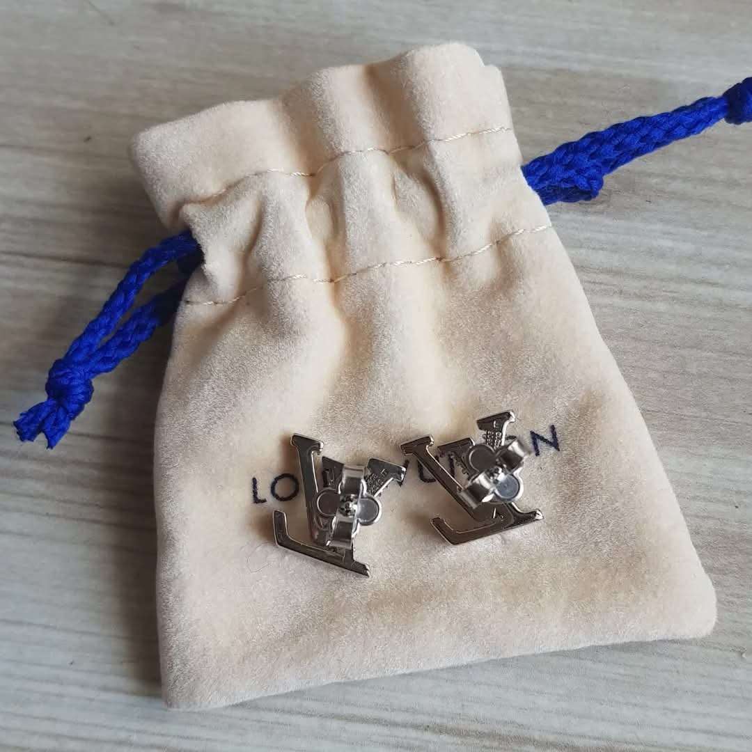 Louis Vuitton Nausnice