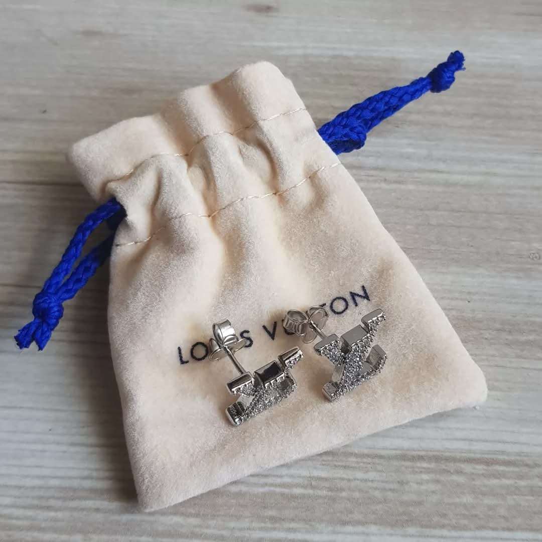 Louis Vuitton Nausnice