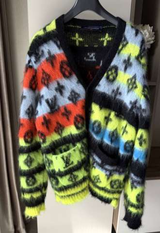 https://vipluxury.sk/Louis Vuitton pulover