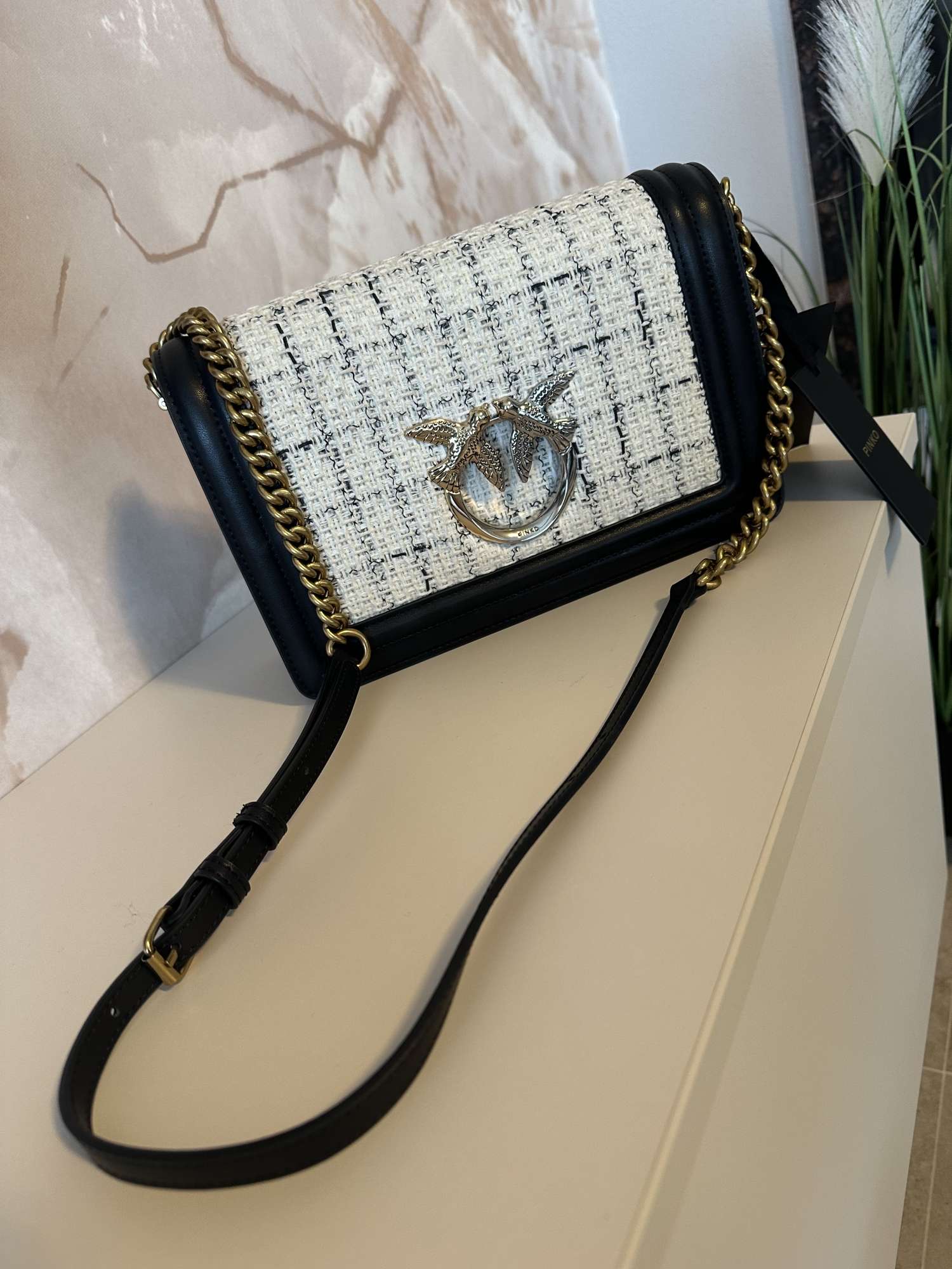 Stylova crossbody kabelka Pinko Love Click