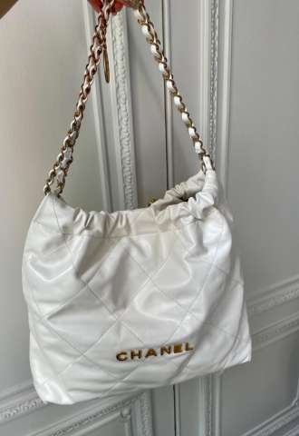 https://vipluxury.sk/Chanel 22 medium bag