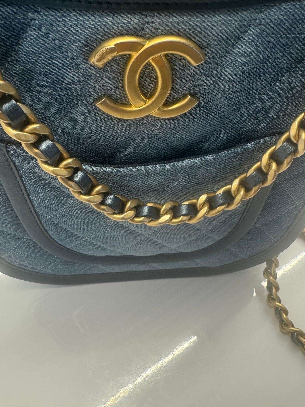 Chanel  bag
