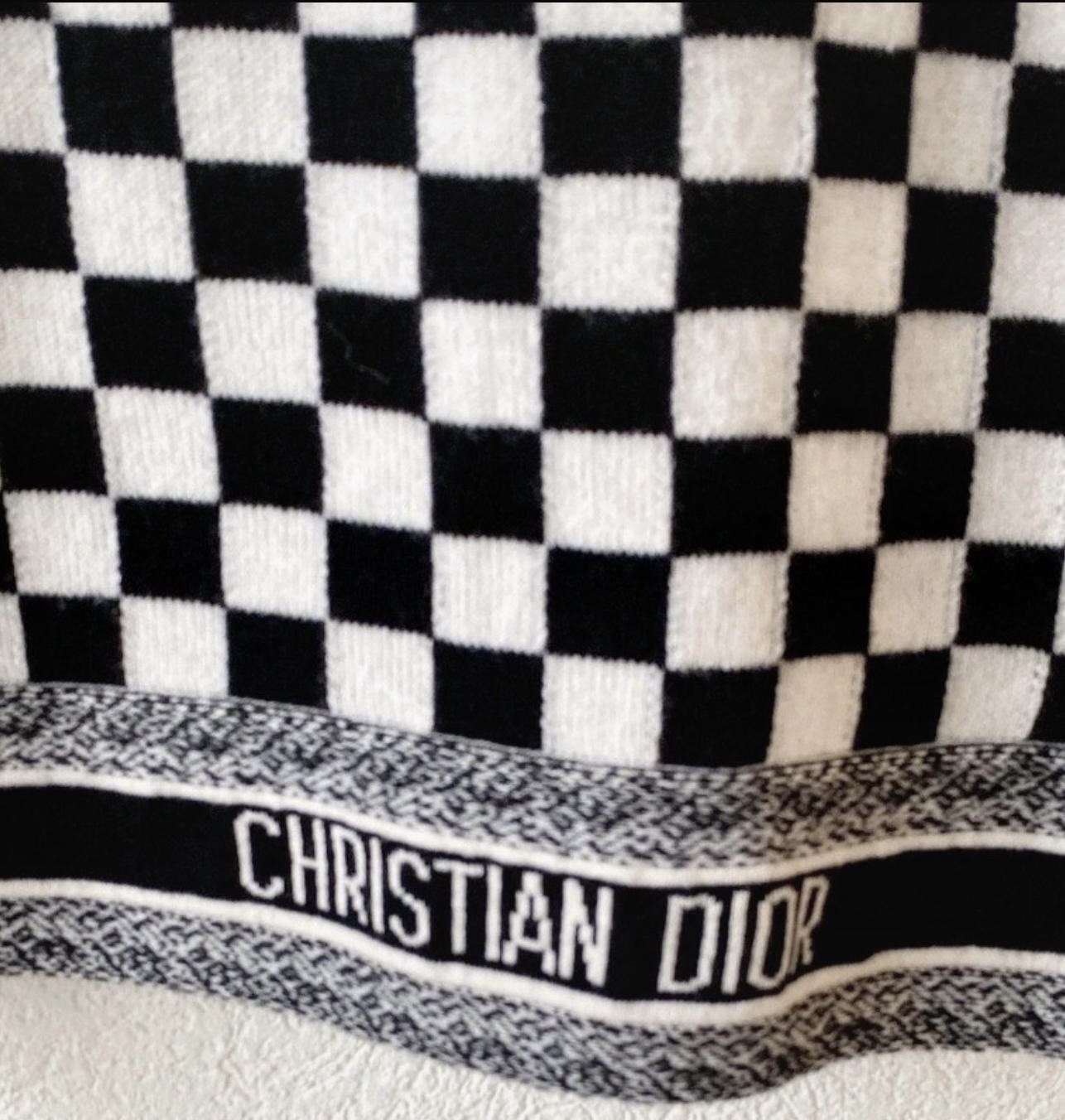 Dior tričko / sveter