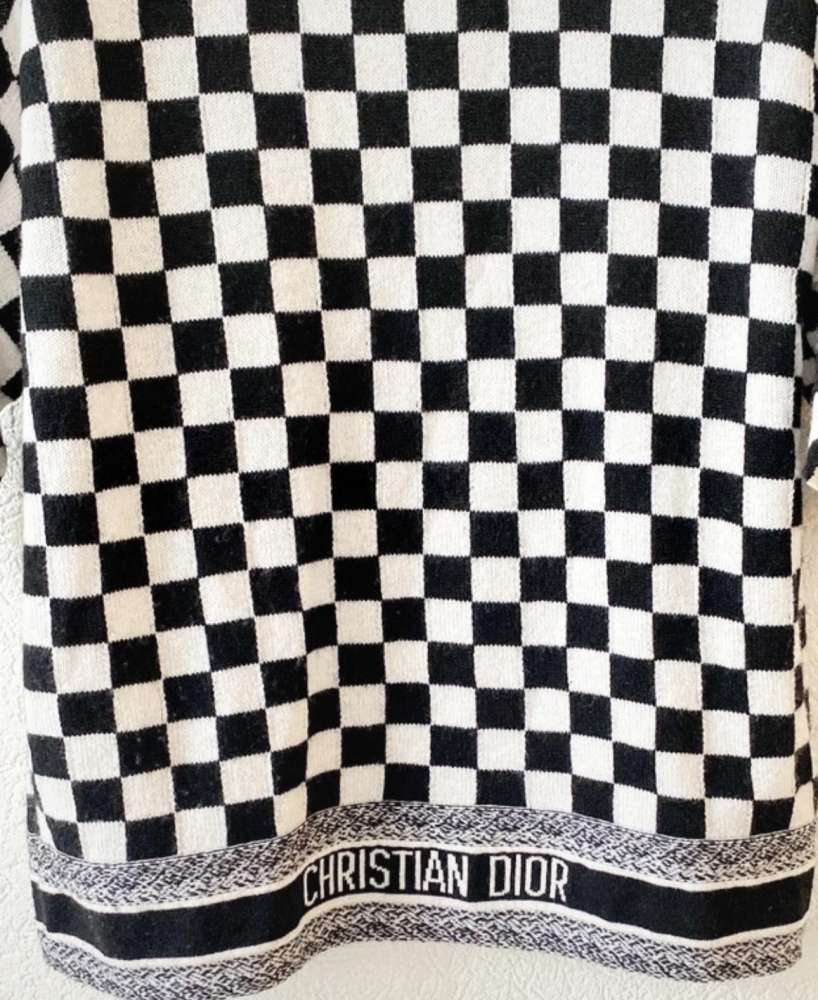 Dior tričko / sveter