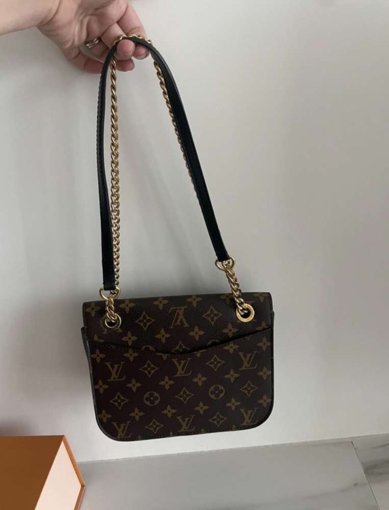 Louis Vuitton Passy kabelka 2020