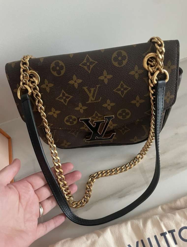 Louis Vuitton Passy kabelka 2020
