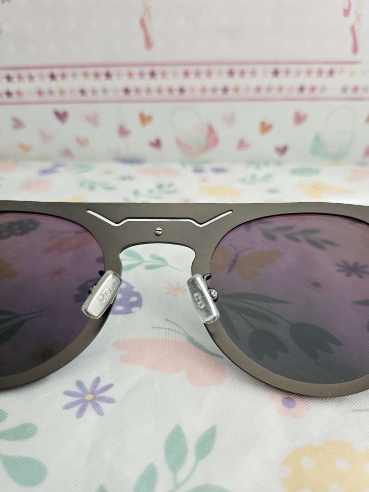 DIOR slnečné okuliare