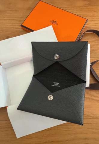 https://vipluxury.sk/Hermes mincovnik