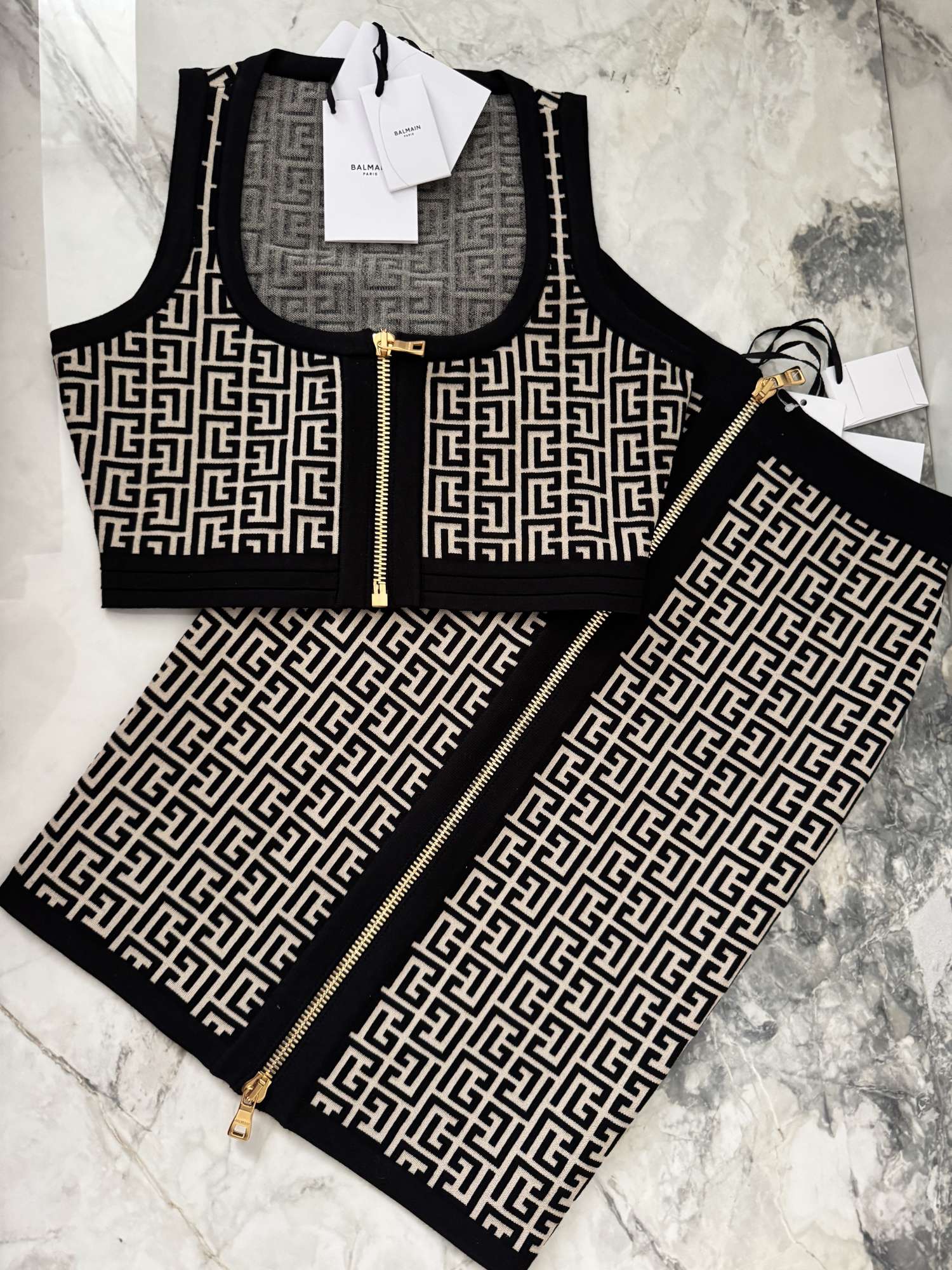 Balmain komplet FR36