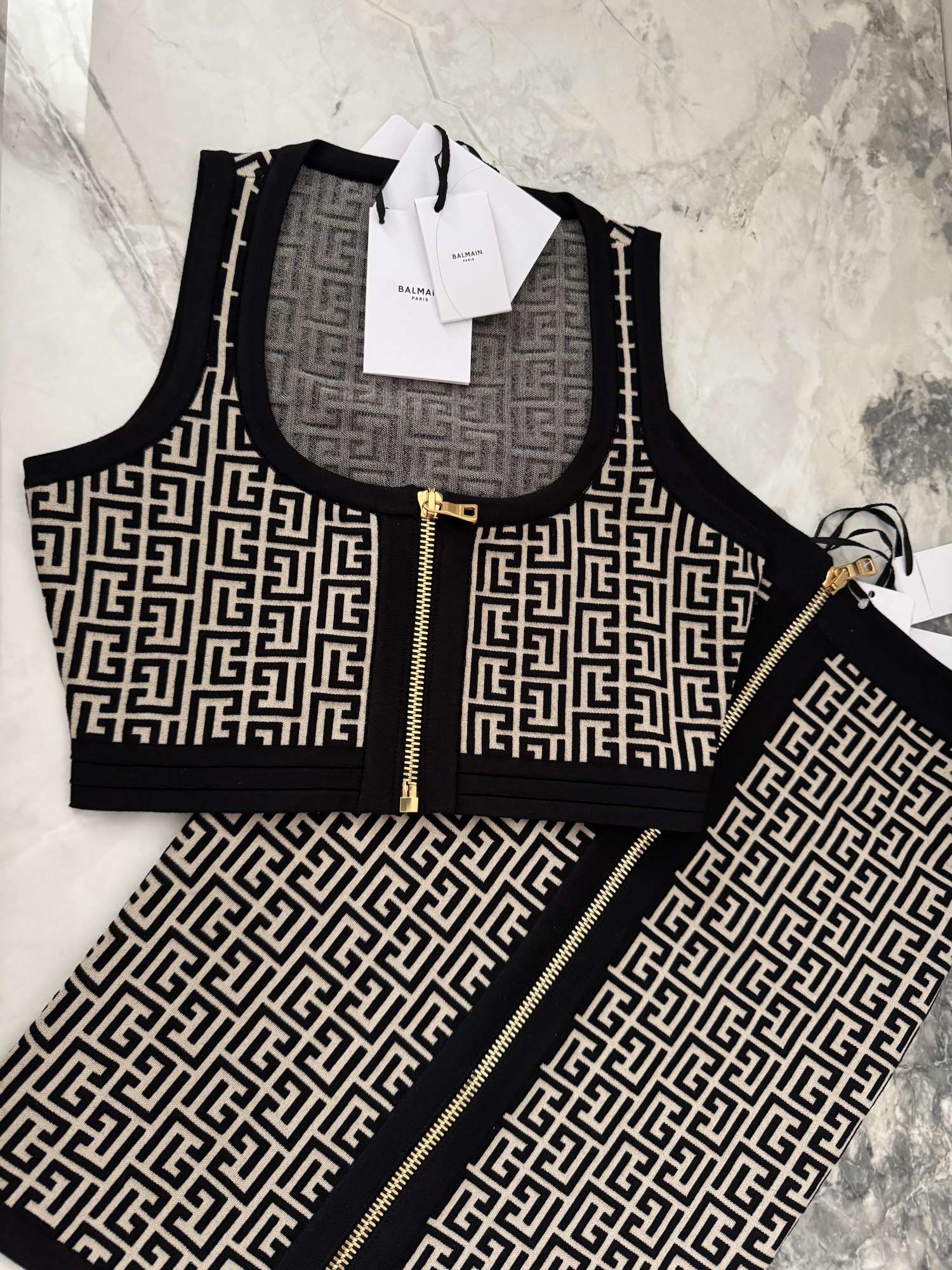 Balmain komplet FR36