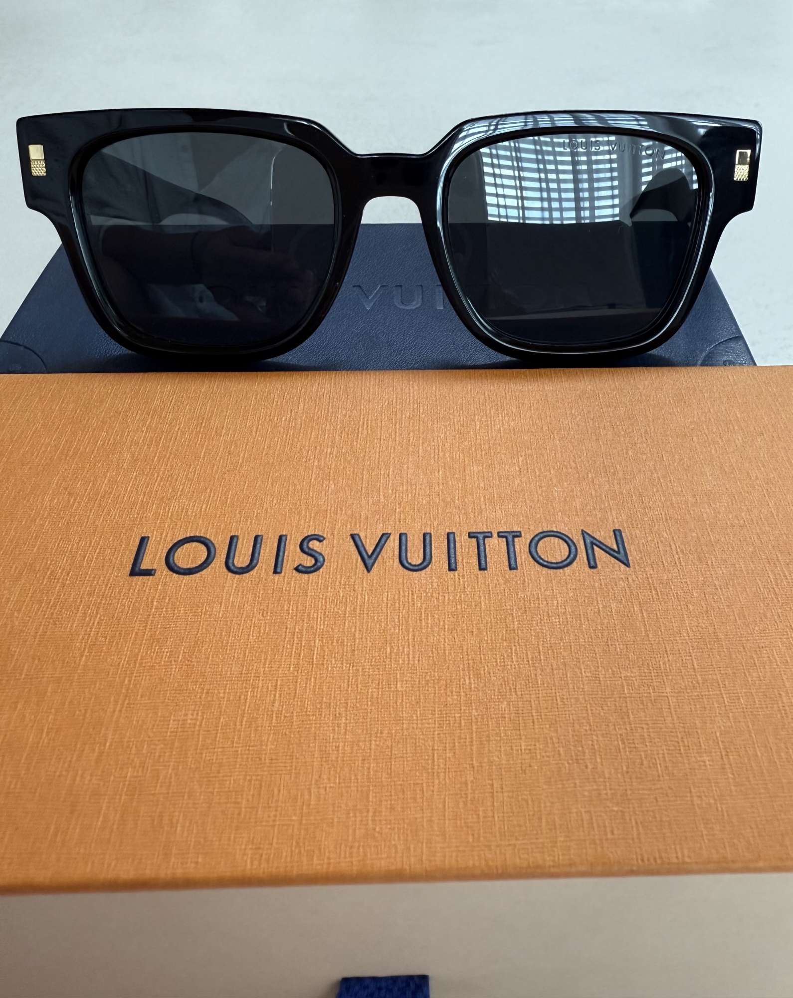 Sluneční brýle Louis Vuitton