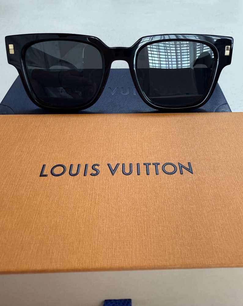 Sluneční brýle Louis Vuitton