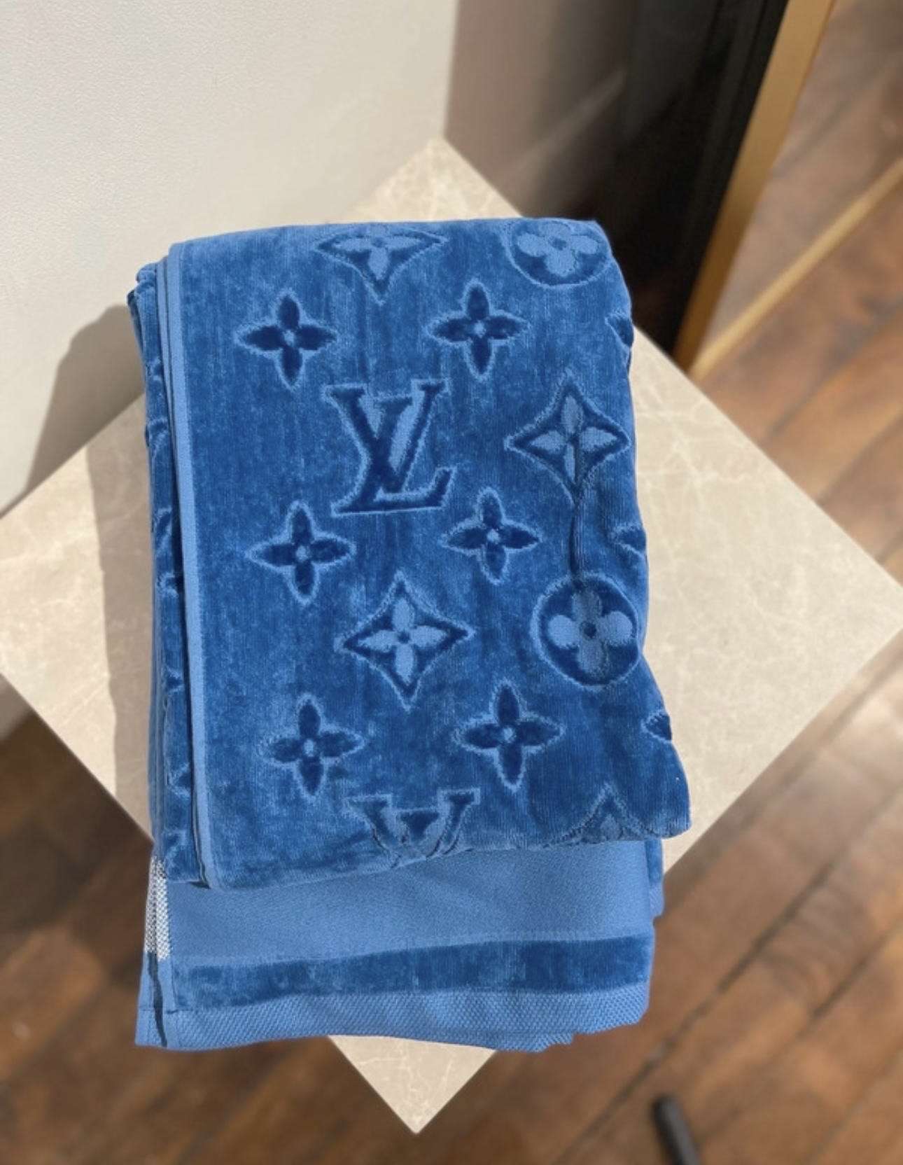 Louis Vuitton uterák