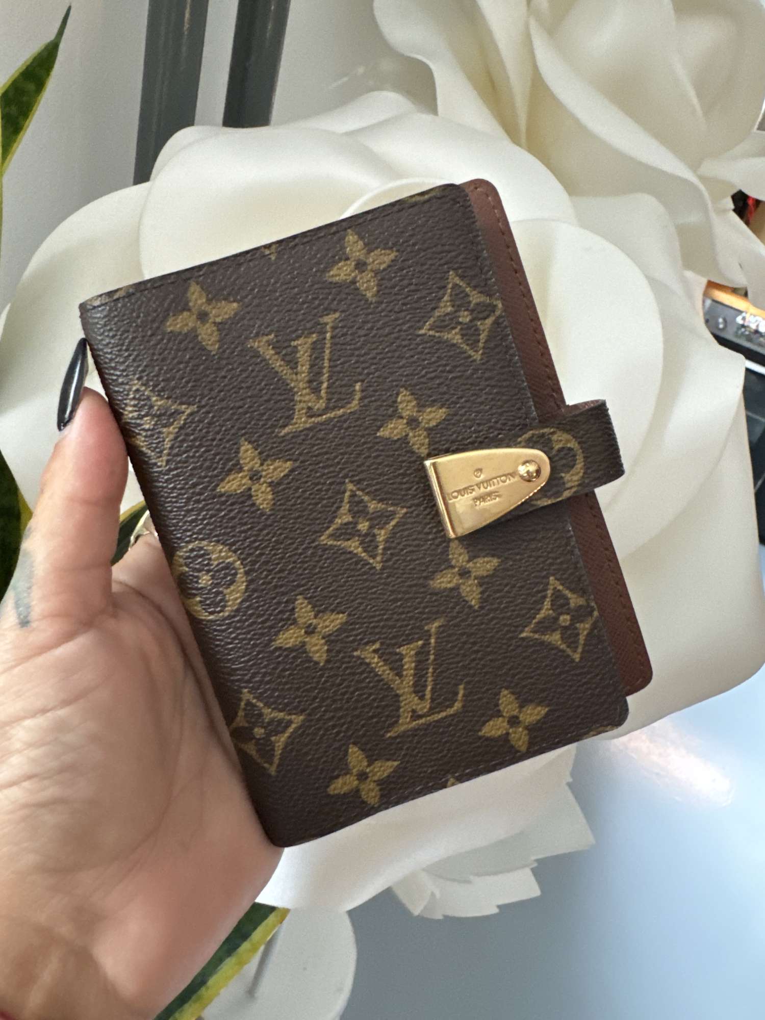 Louis Vuitton agenda