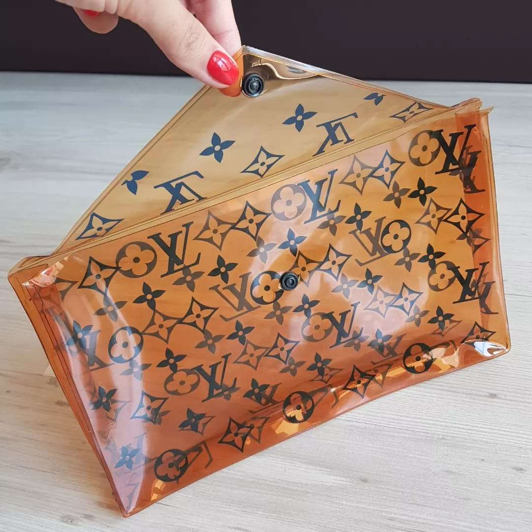 Louis Vuitton Pochette