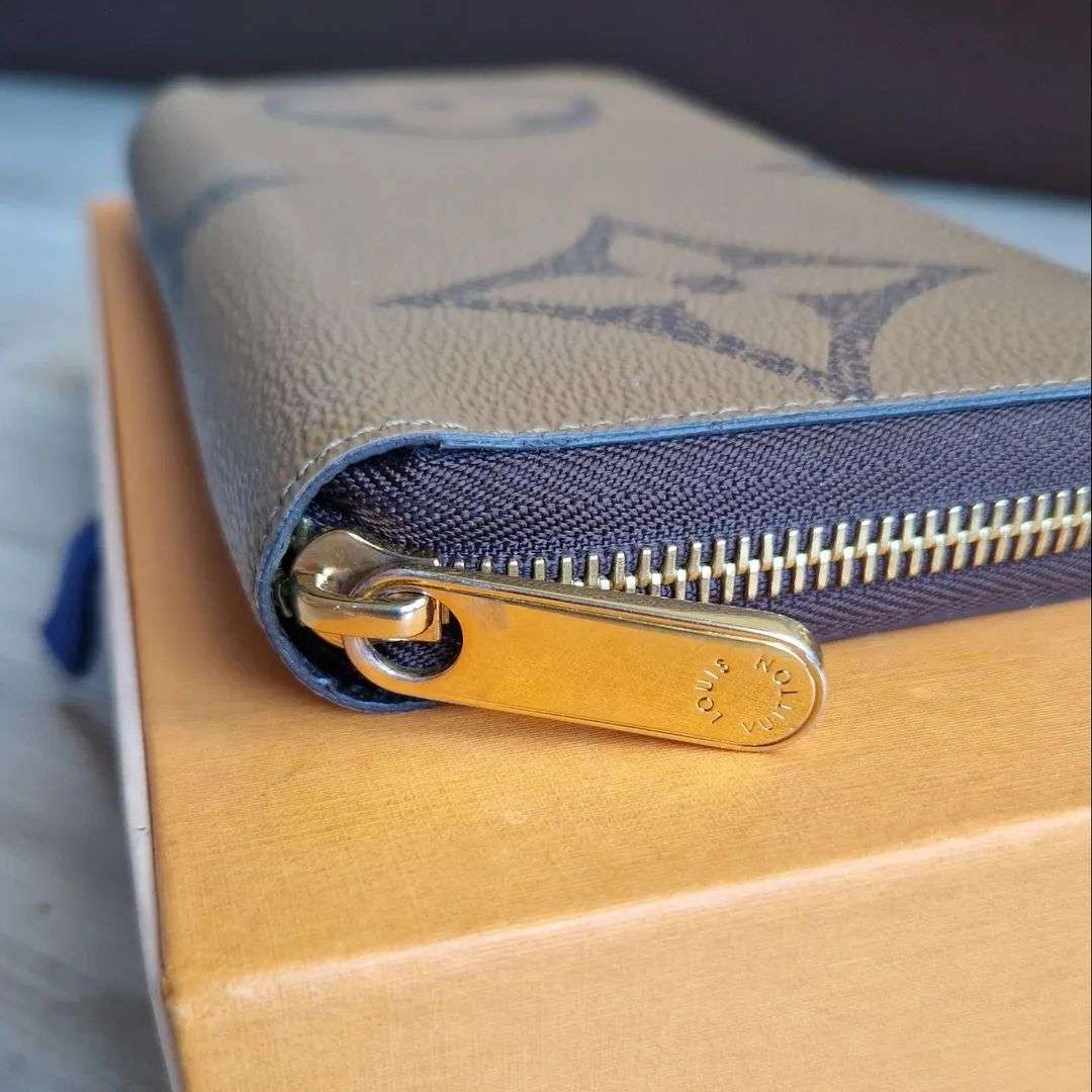 Louis Vuitton Zippy