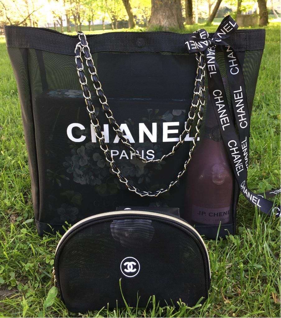 CHANEL BEAUTY PLÁŽOVÁ TAŠKA S POCHETKOU