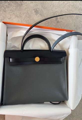 https://vipluxury.sk/Hermes Herbag 31
