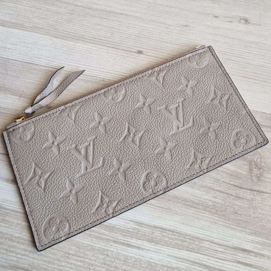 Louis Vuitton Pochette