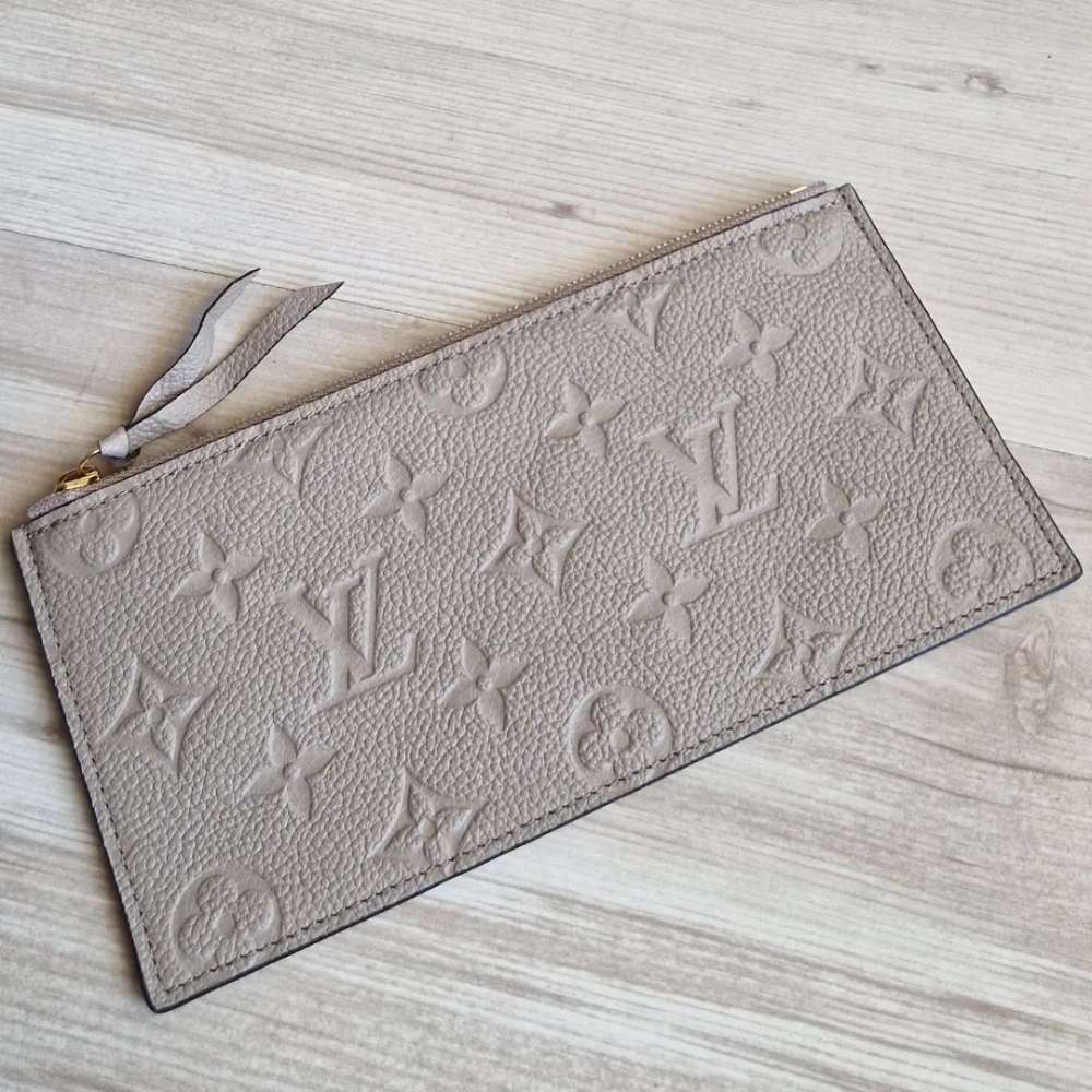 Louis Vuitton Pochette