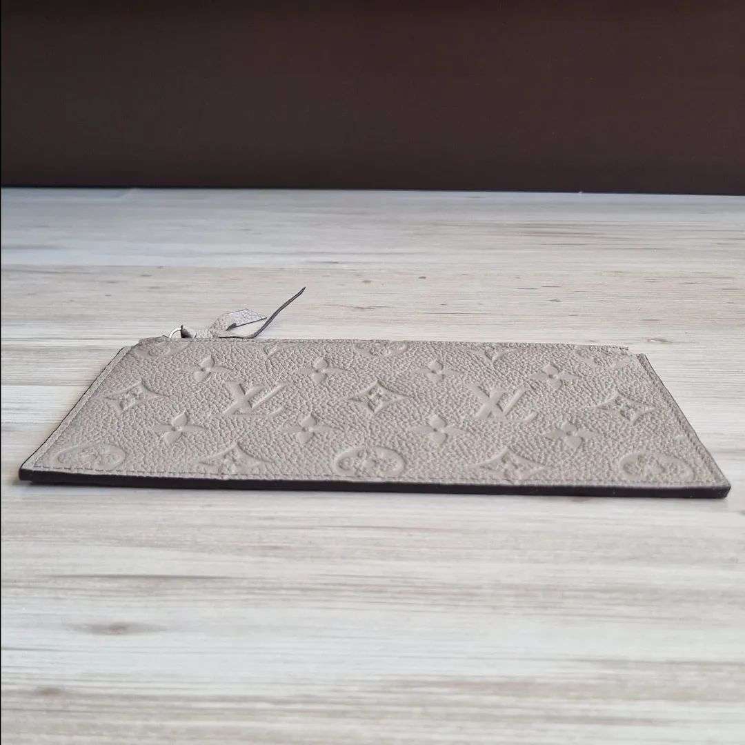 Louis Vuitton Pochette