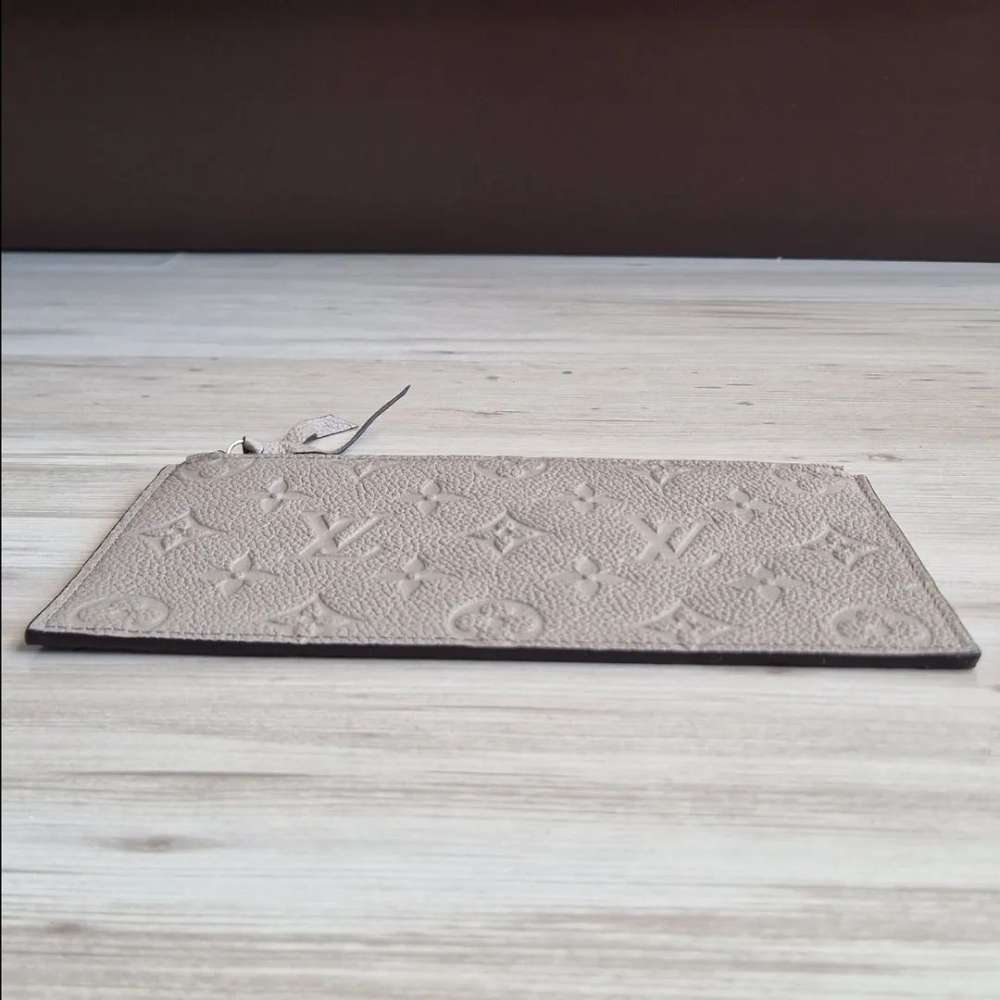 Louis Vuitton Pochette