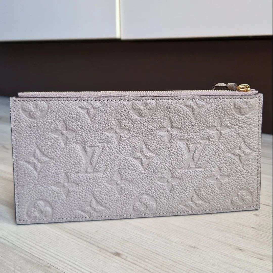 Louis Vuitton Pochette