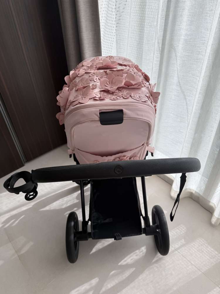 Cybex Priam Simply Flowers pink / black