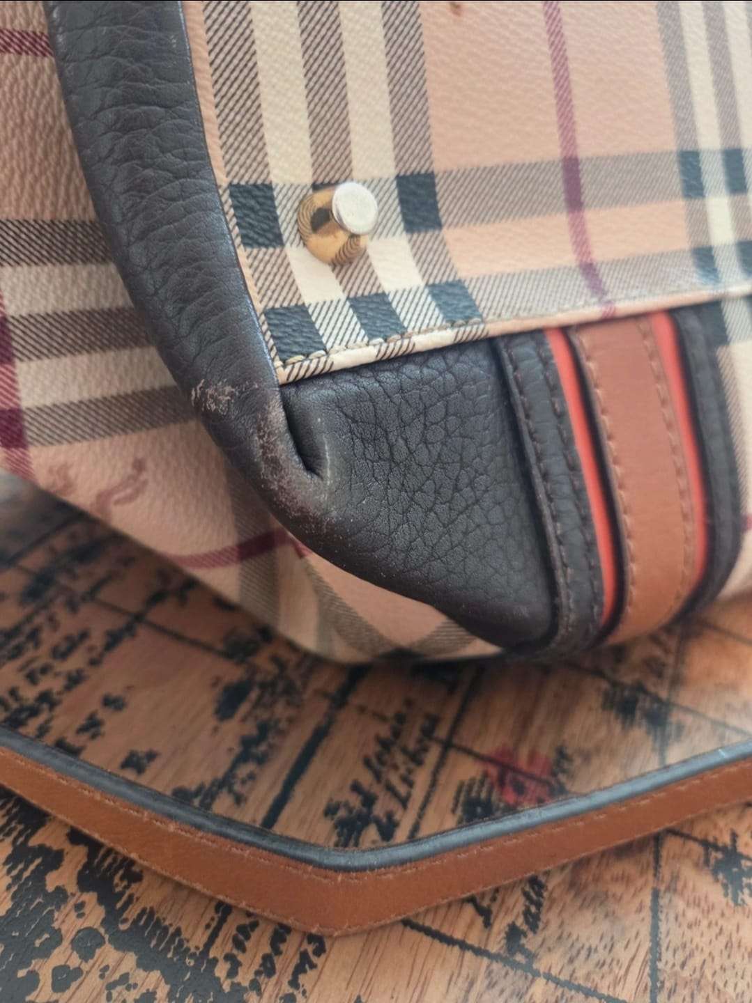 Burberry Tote Jameson kabelka