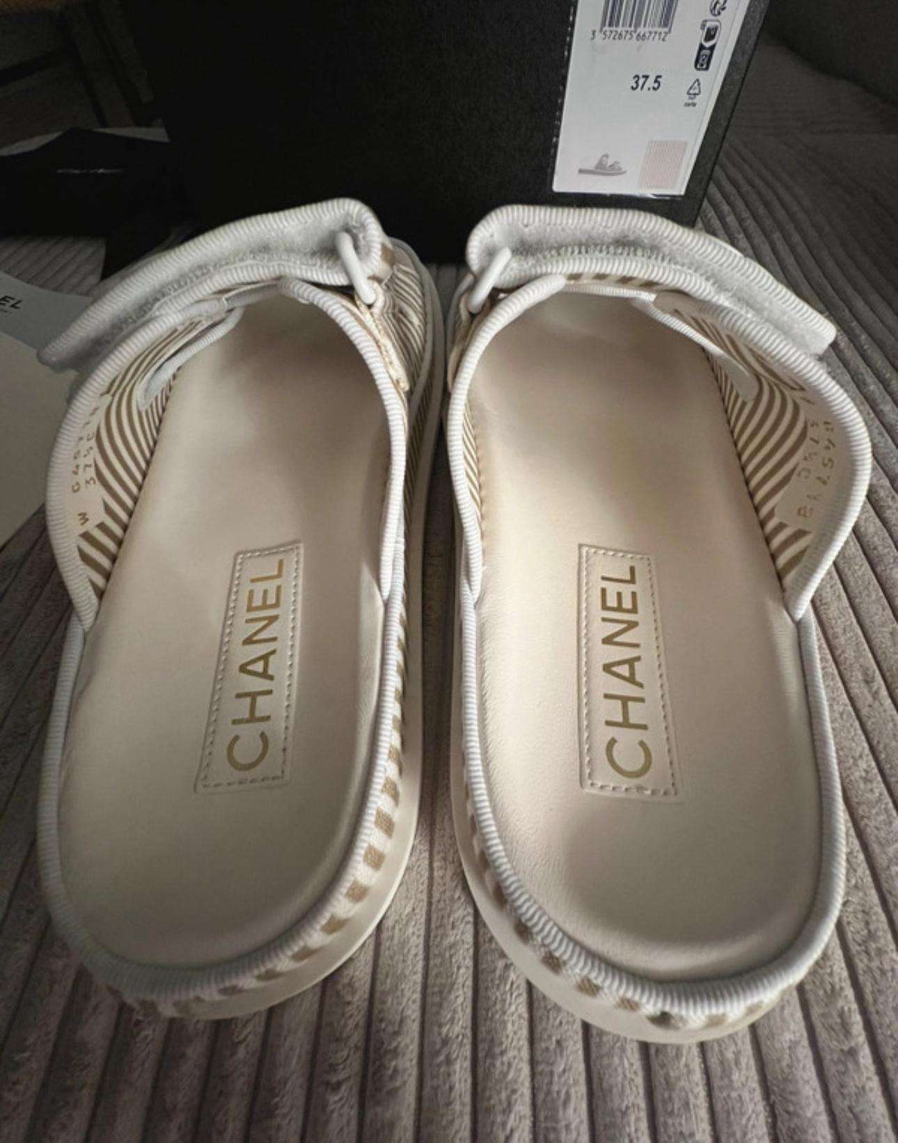 Chanel sandalky