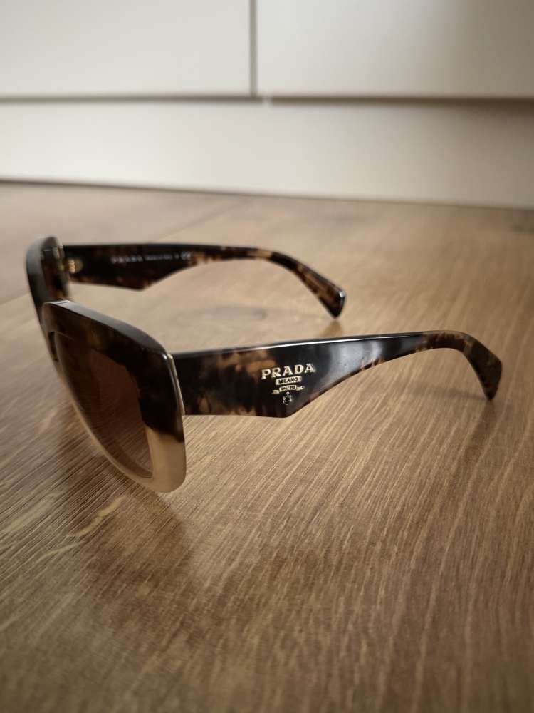 Prada okuliare