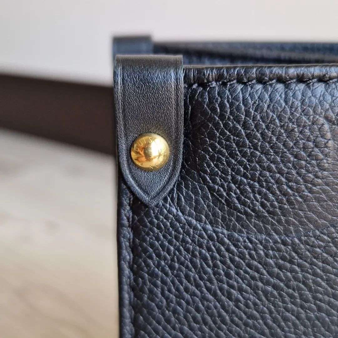 Louis Vuitton Onthego MM