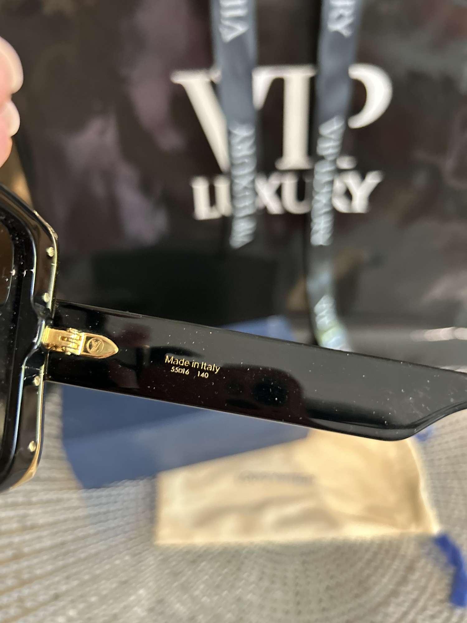 Louis Vuitton okuliare