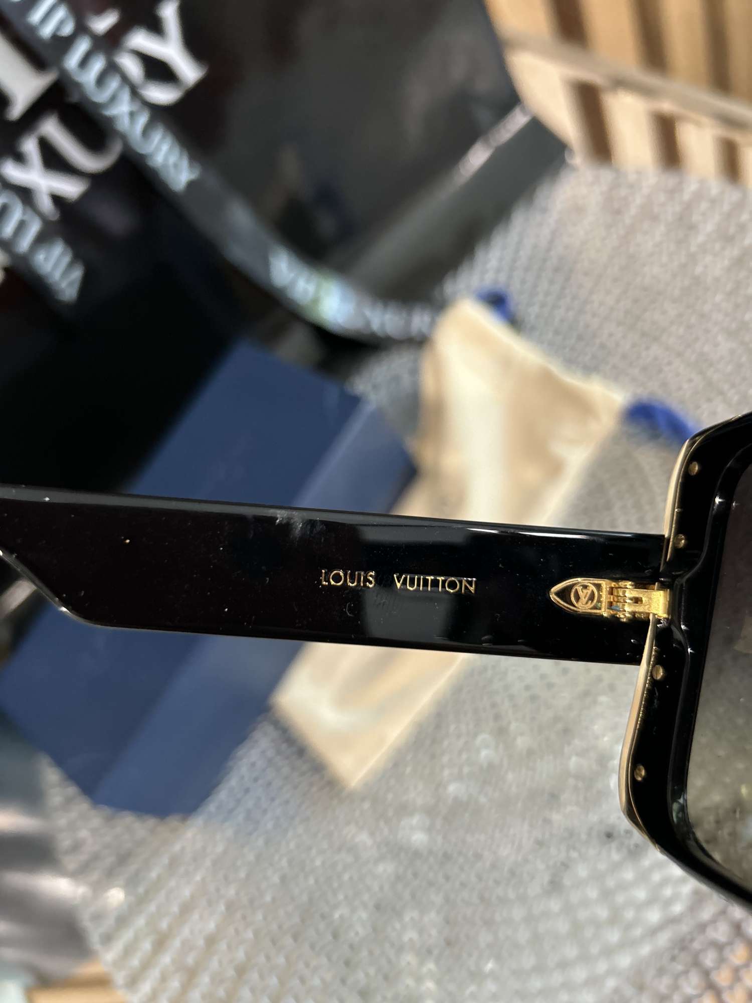 Louis Vuitton okuliare