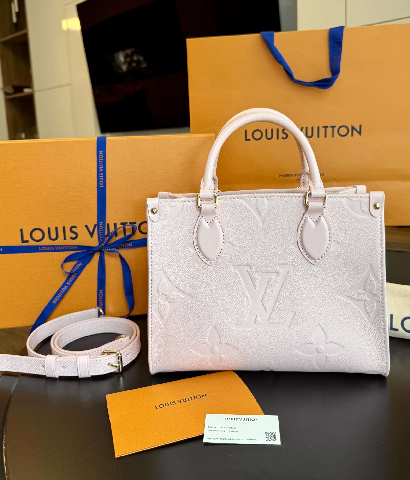 Louis Vuitton OnTheGo PM Baby pink