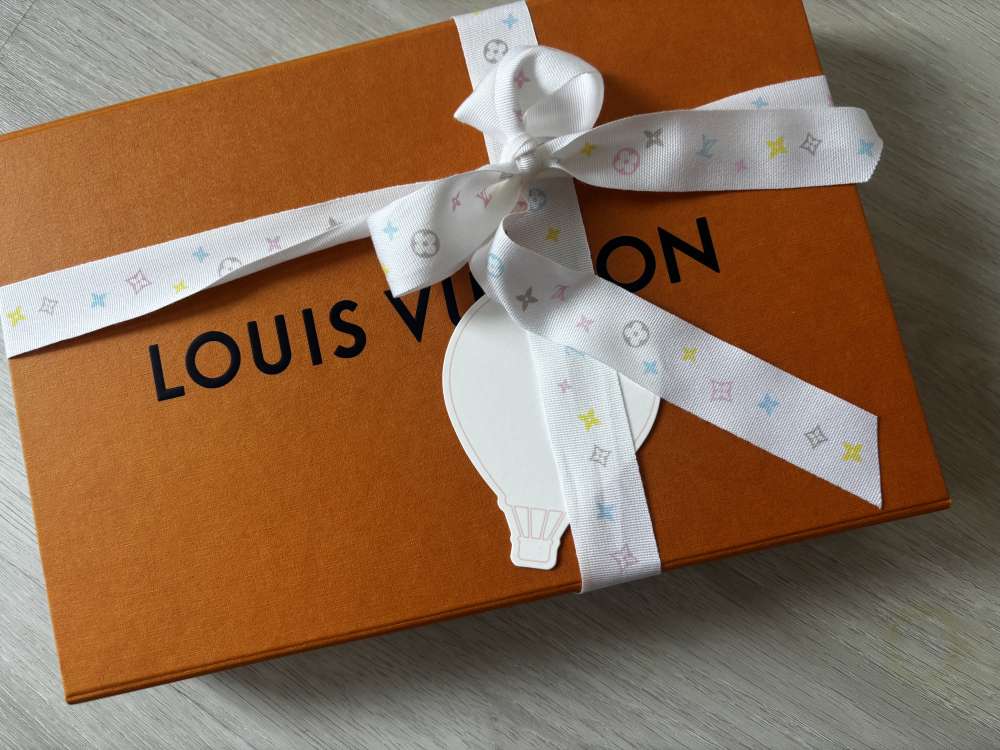Louis Vuitton Saty