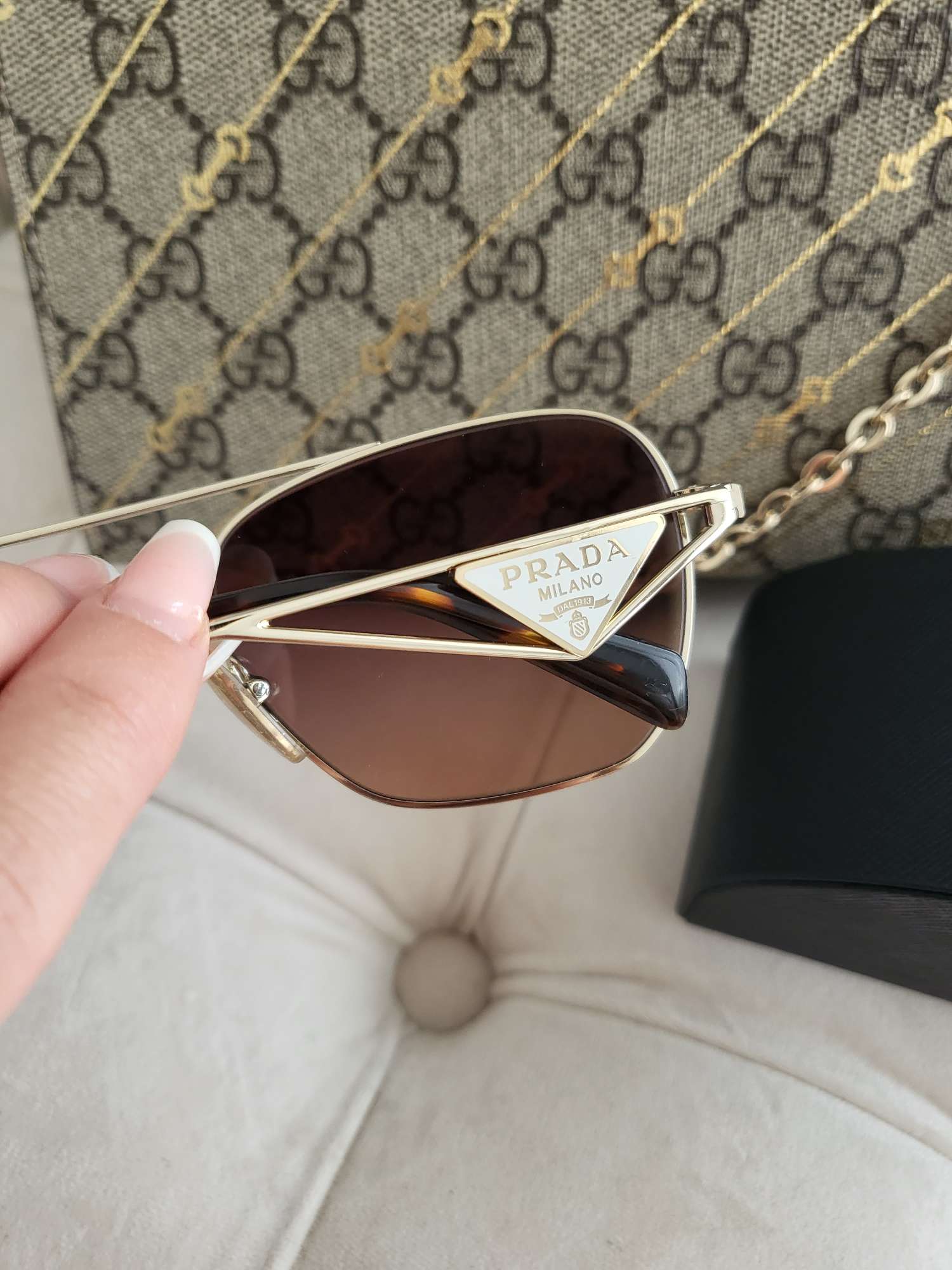 Slnečné okuliare Prada