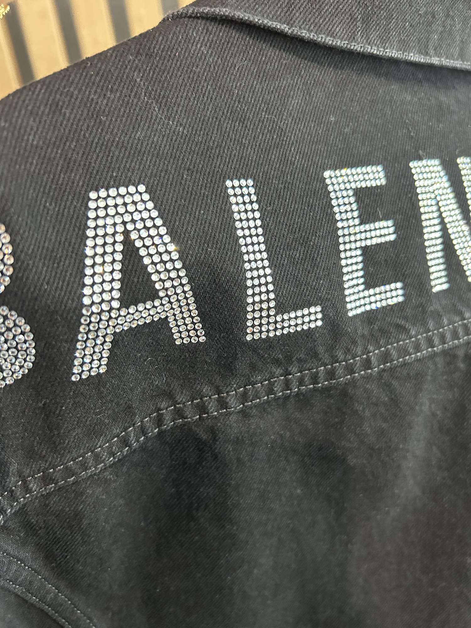 Balenciaga bunda
